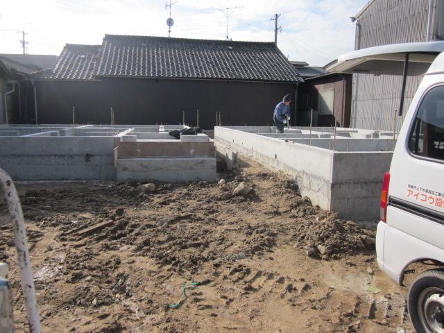 Local appearance photo. Local (12 May 2013) Shooting