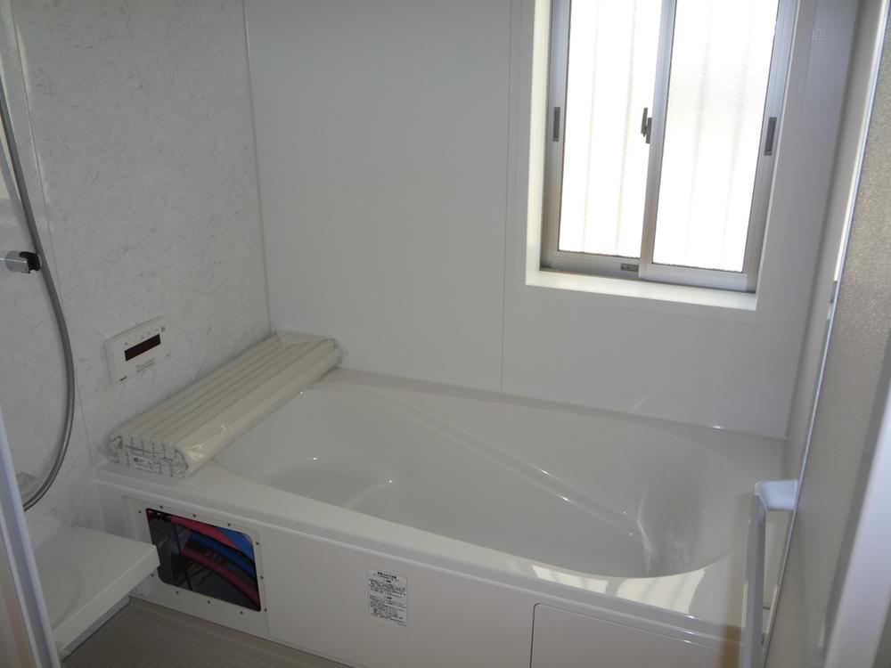 Bathroom. Indoor (10 May 2013) Shooting 4 Building bathroom