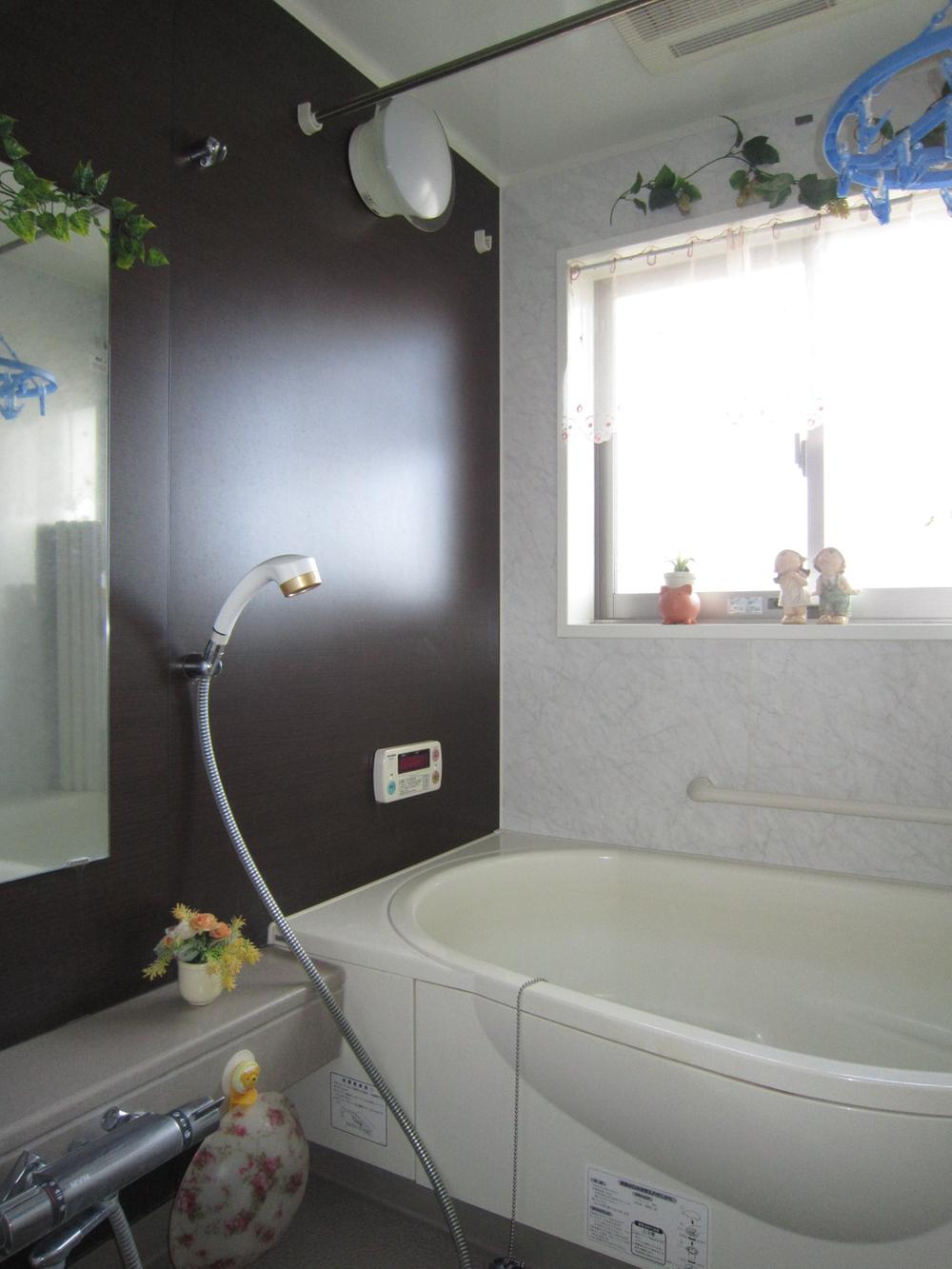 Bathroom. It is open-minded bathroom with a window. Indoor (12 May 2013) Shooting