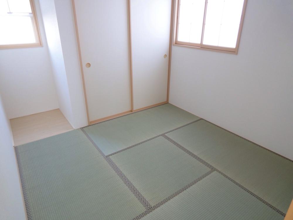 Non-living room. Japanese-style room (2013.11.19 shooting)