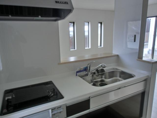 Kitchen. Local (December 10, 2013) Shooting