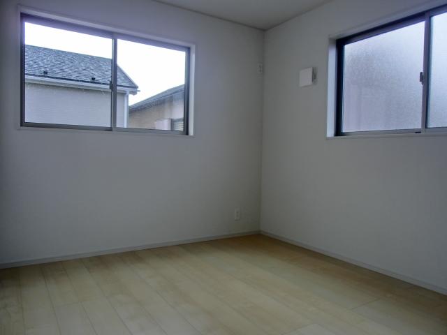 Non-living room. Indoor (December 10, 2013) Shooting