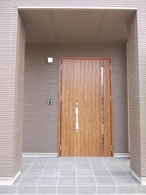 Entrance. Local (July 2012) shooting