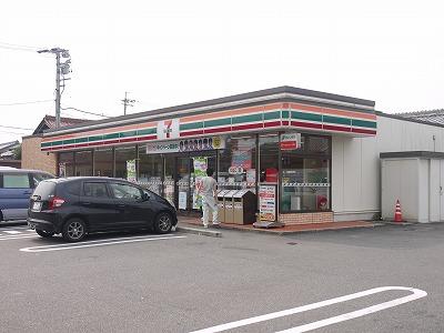 Convenience store. 962m to Seven-Eleven Ichinomiya Daike shop
