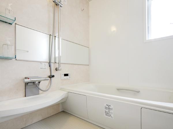 Same specifications photo (bathroom). Unfinished because, It becomes a thing of the same specification