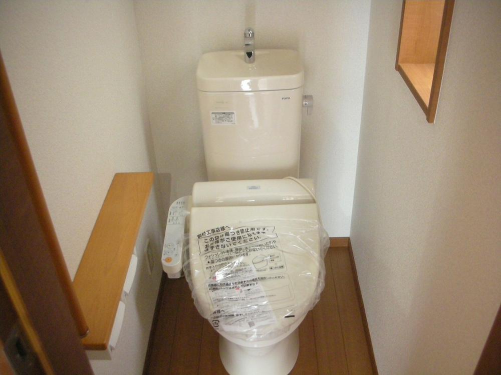 Toilet. Example of construction
