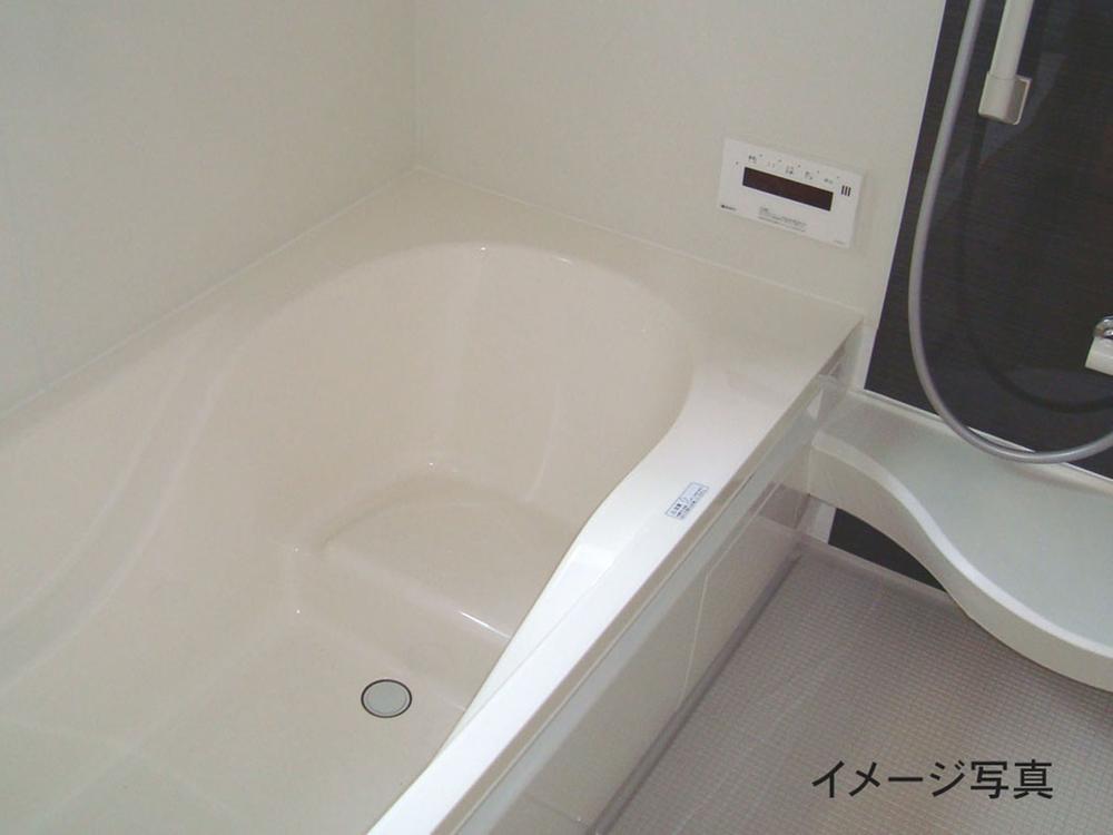 Same specifications photo (bathroom)