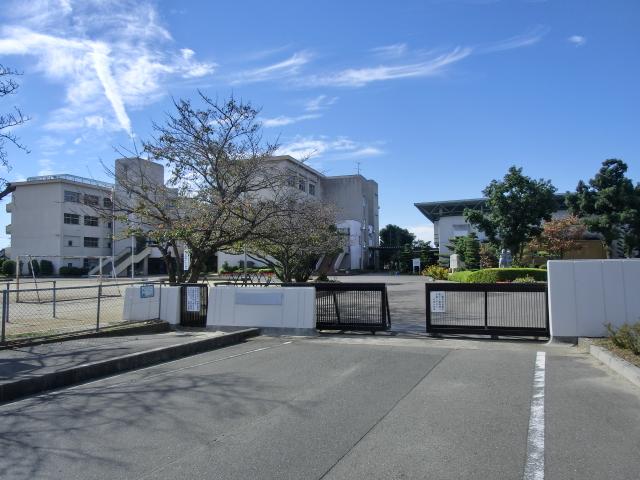Primary school. Ichinomiya Municipal Daedeok to elementary school 1189m