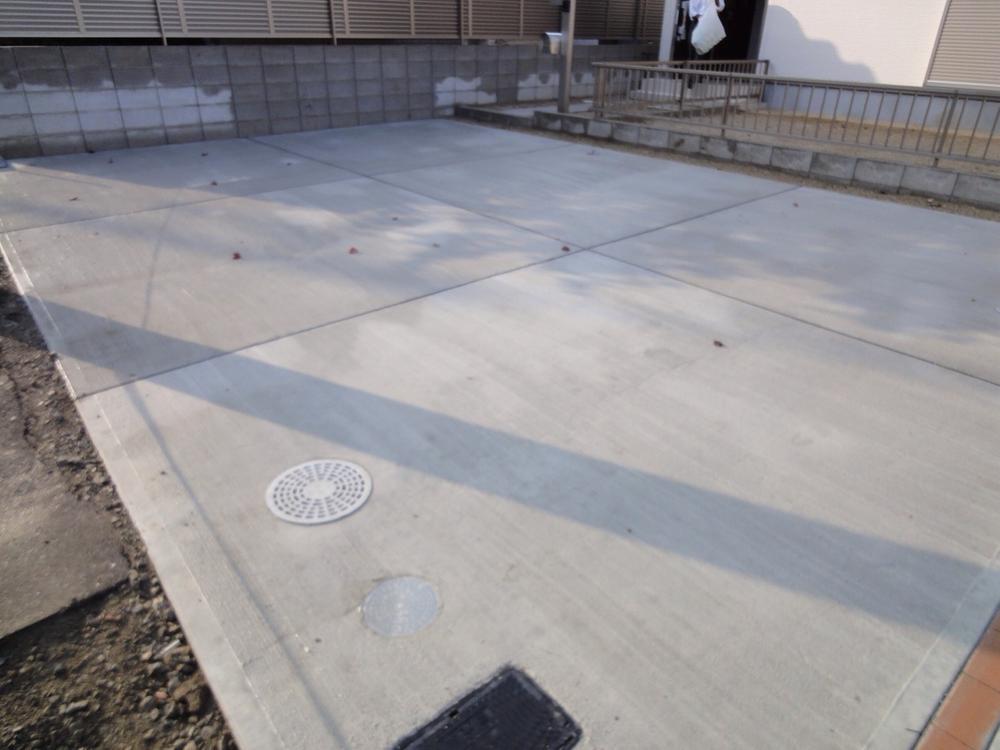 Parking lot. (2013.11.01 shooting)