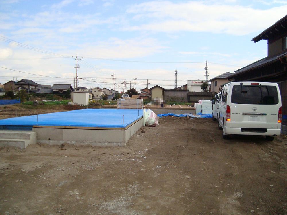 Other local. All building photo Facing west! 