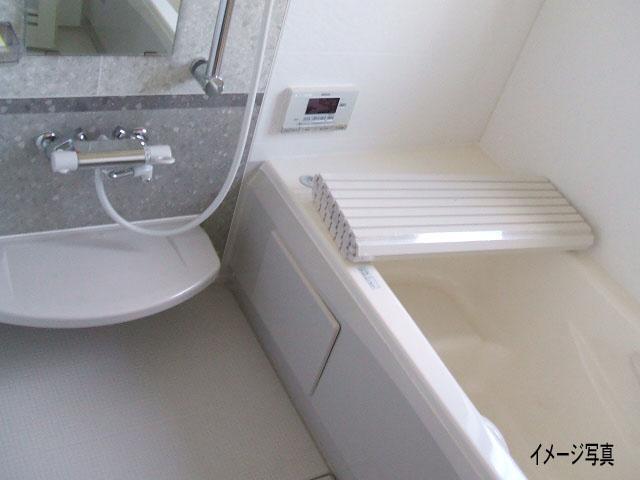 Same specifications photo (bathroom). Building 3