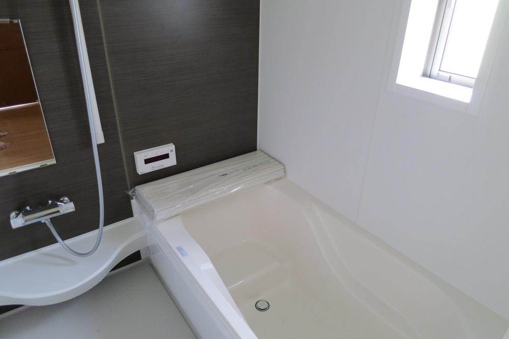 Same specifications photo (bathroom). (1 Building) same specification