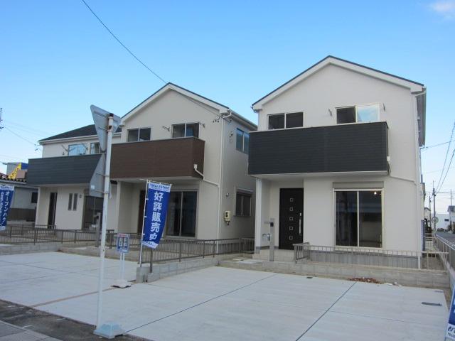 Local photos, including front road. Local (12 May 2013) shooting 1 ~ 3 is a photograph of the Building. The three at a time, but parking is possible, I There is also a place where a little need of ingenuity in such labeling! 