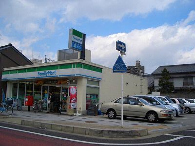 Convenience store. 1346m to the island store when FamilyMart Ichinomiya