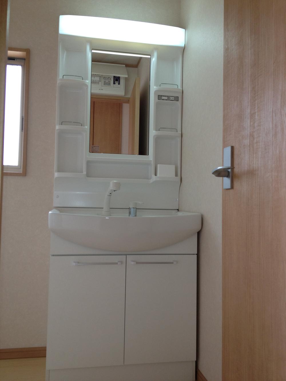 Wash basin, toilet. Same specifications