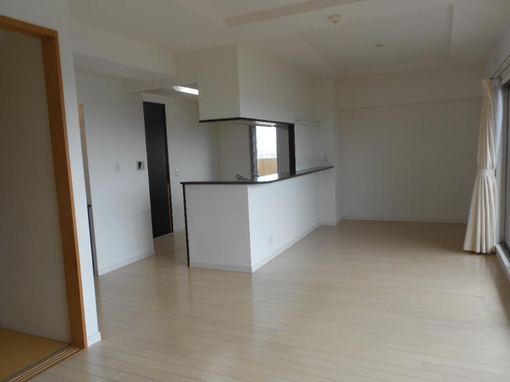 Living. About 15.8 Pledge living dining. Combined with the kitchen will be the breadth of the 20.1 tatami. Room (August 2013) Shooting