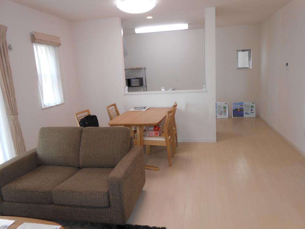 Living. Indoor (11 May 2013) Shooting