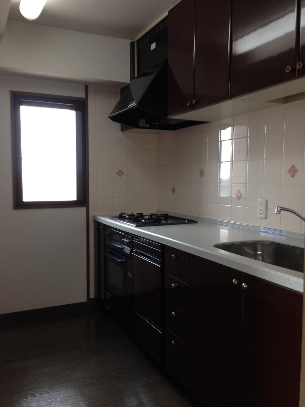 Kitchen. System kitchen