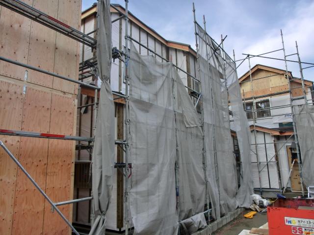 Local photos, including front road. Local (December 27, 2013) Shooting