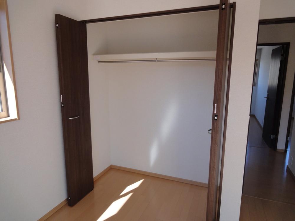 Receipt. Closet (2013.11.01 shooting) 1 Building