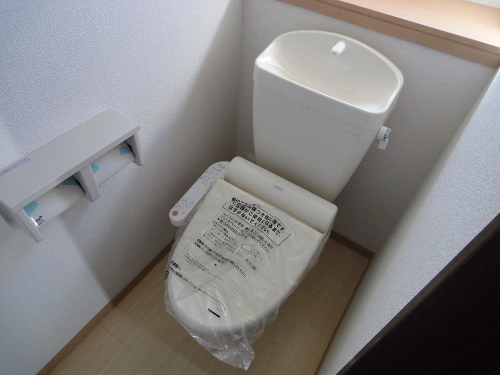Toilet. (2013.11.01 shooting) 1 Building