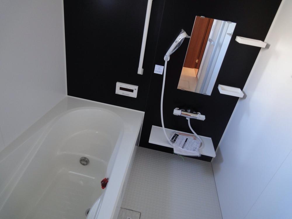 Bathroom. (2013.11.01 shooting) Building 2