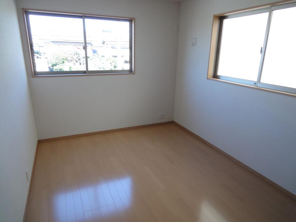 Non-living room. Western-style (2013.11.01 shooting) Building 2