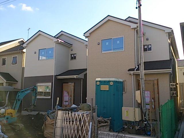 Local appearance photo. Local (11 May 2013) Shooting