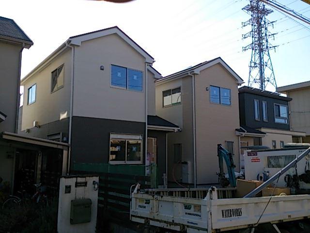 Local appearance photo. Local (11 May 2013) Shooting