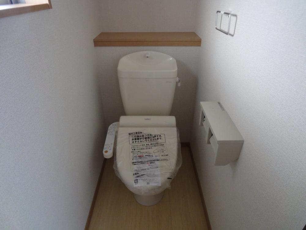 Toilet. (2013.11.01 shooting)