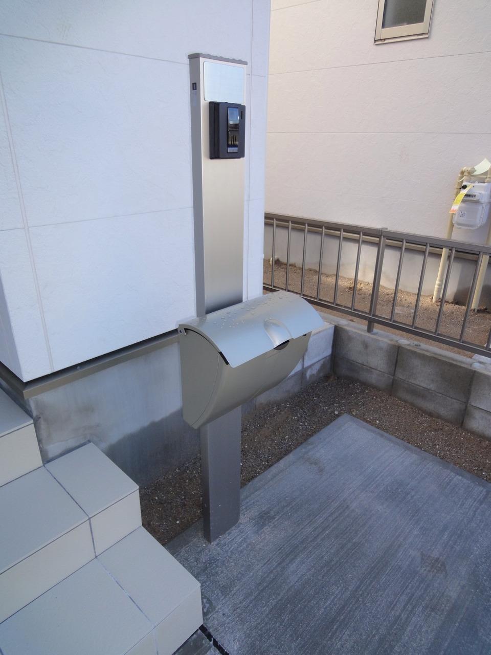 Entrance. Post (2013.11.01 shooting)