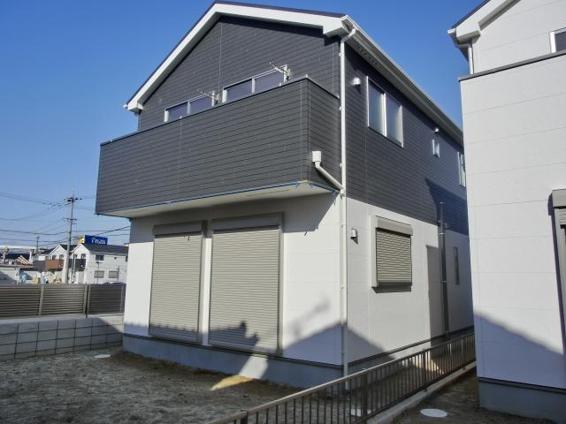 Local appearance photo. Local (10 May 2013) shooting Building 2 appearance is a picture! 