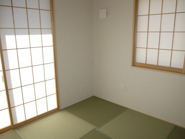 Non-living room. Indoor (12 May 2013) Shooting