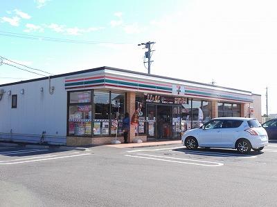 Convenience store. 1107m until the Seven-Eleven Ichinomiya Hagiwara MachiHanaikata shop