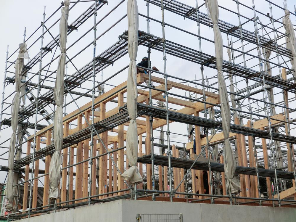 Local appearance photo. 3 Building local was (2013 December 13) shooting today completion of framework Date. 