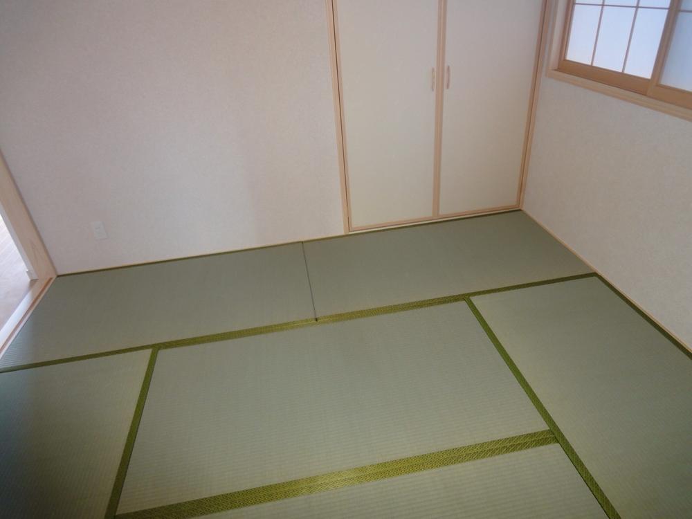 Non-living room. Japanese-style room (2013.12.10 shooting)