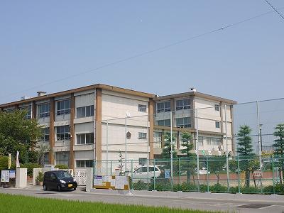 Primary school. Ichinomiya Municipal Imaise to Nishi Elementary School 504m
