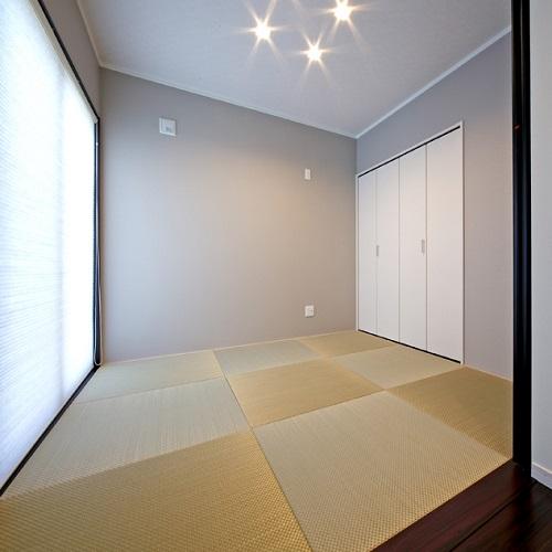 Non-living room. Indoor (11 May 2013) Shooting