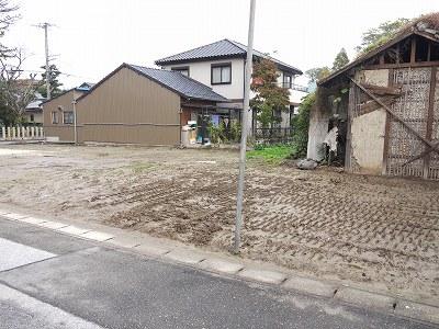 Local land photo. Since the existing residential land that you can build a house