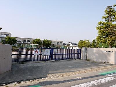 Primary school. Inazawa until Nishi Elementary School 783m