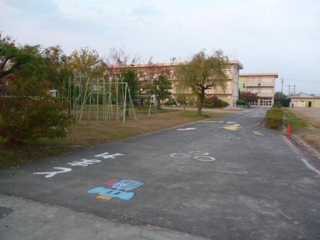 Primary school. Sakata elementary school