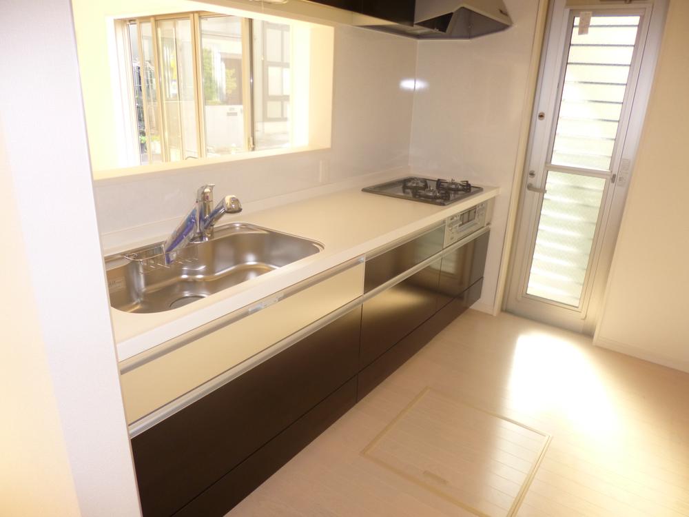 Same specifications photo (kitchen). Example of construction