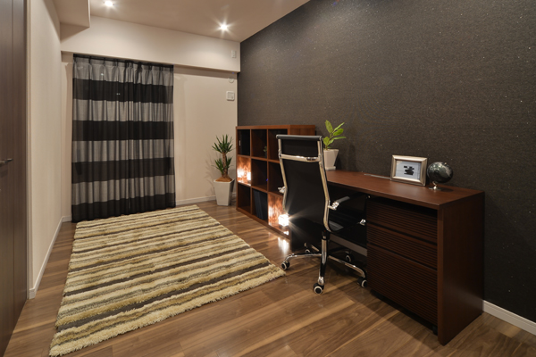Interior.  [Western style room] C type model room