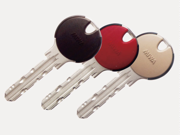 Security.  [Non-touch key] Rather than turning insert the key, A small transmitter attached to the head of the key, Adopt a system that can be unlocked by simply holding up the sensor part of the set entrance (same specifications)