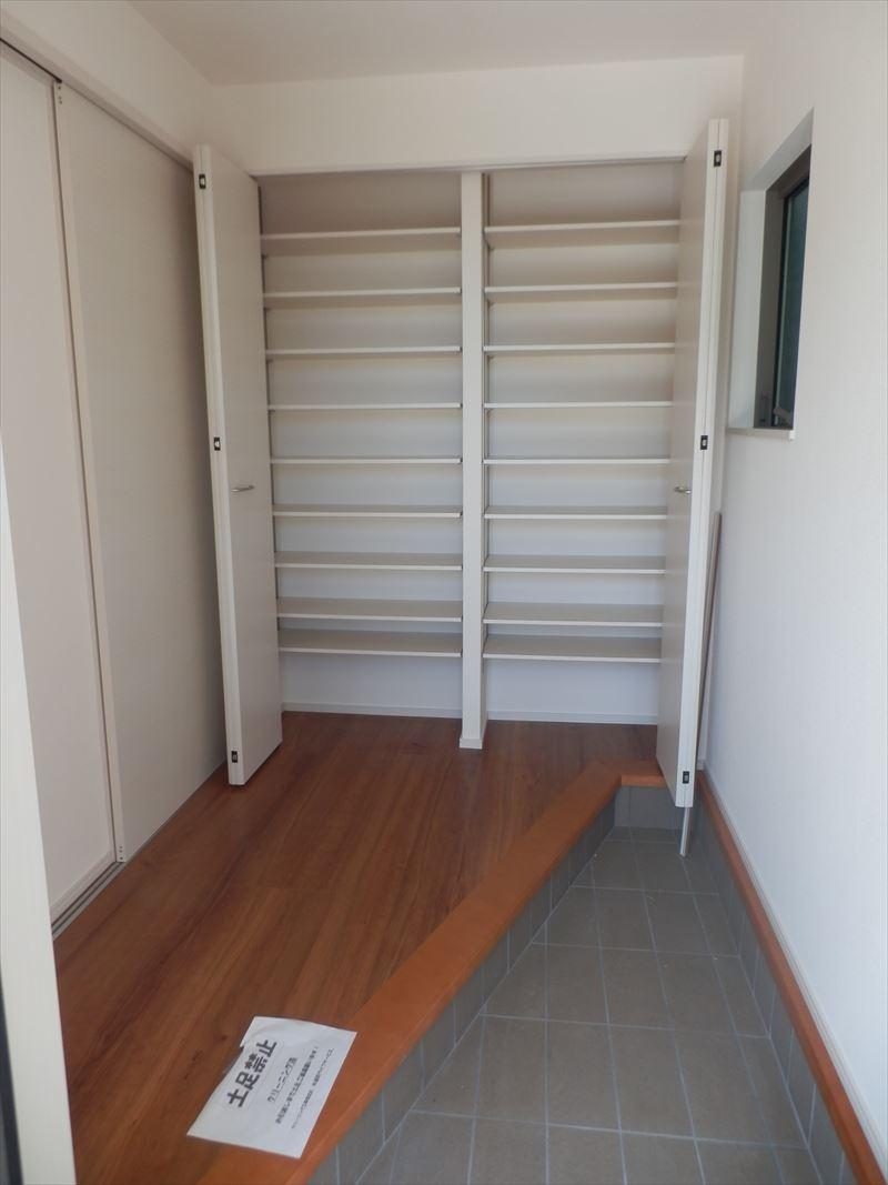 Entrance. Wide entrance hall & cupboard!