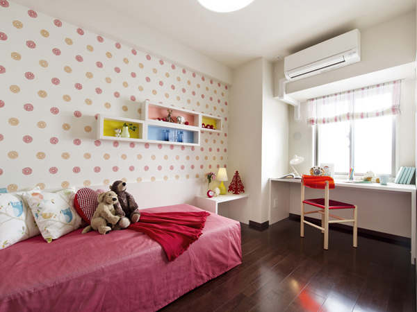 Interior.  [Western style room] About 6 Pledge of Western-style is, Perfect for children's room. Even if the growth is a comfortable space that comfortably spacious and can be used (SG type model room plan)