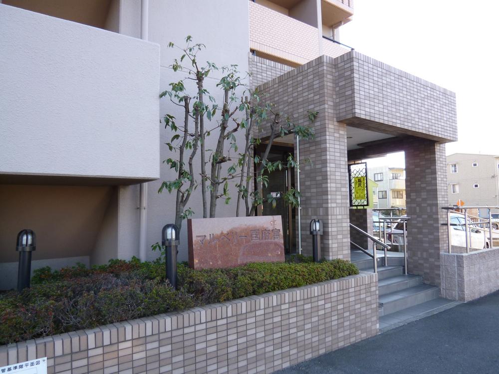Entrance. It is beautifully landscaped entrance. Common areas