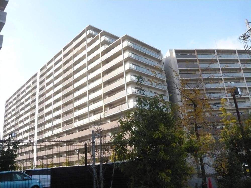 Local appearance photo. Local (12 May 2013) Shooting