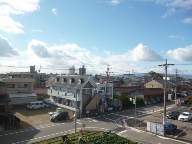 View photos from the dwelling unit. 3 view from the floor, south side balcony