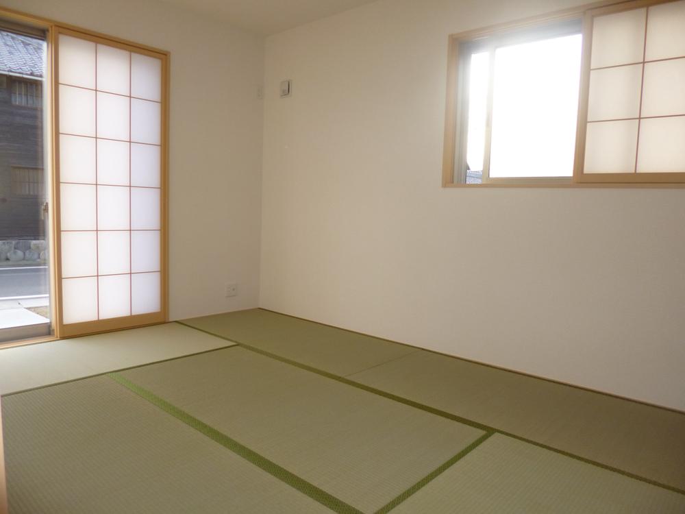 Non-living room. Japanese-style room (2013.11.29 shooting)